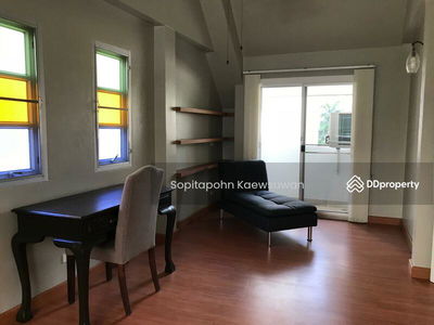 10110, Bangkok, Thailand 10110, Bangkok, Thailand