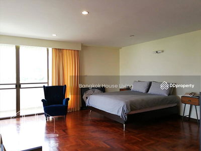 Charan Mansion, Bangkok, Thailand Charan Mansion, Bangkok, Thailand