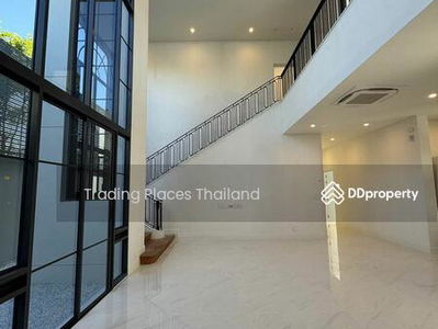 Narasiri Krungthep Kreetha, Bangkok, Thailand Narasiri Krungthep Kreetha, Bangkok, Thailand