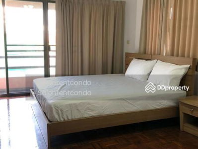 Adamas Phahonyotin, Bangkok, Thailand Adamas Phahonyotin, Bangkok, Thailand