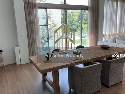 VIVE Rama 9, Bangkok, Thailand VIVE Rama 9, Bangkok, Thailand