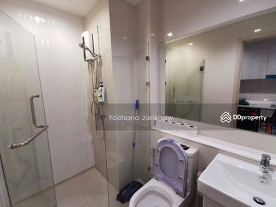 Life One Wireless, Bangkok, Thailand Life One Wireless, Bangkok, Thailand