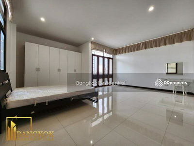 3 Bedroom Townhouse in Sukhumvit 71, Phra Khanong, Bangkok, Thailand 3 Bedroom Townhouse in Sukhumvit 71, Phra Khanong, Bangkok, Thailand