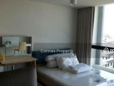 Bangkok Feliz Sukhumvit 69, Bangkok, Thailand Bangkok Feliz Sukhumvit 69, Bangkok, Thailand