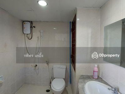 Merlin Tower Condominium, Bangkok, Thailand Merlin Tower Condominium, Bangkok, Thailand