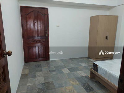 Merlin Tower Condominium, Bangkok, Thailand Merlin Tower Condominium, Bangkok, Thailand