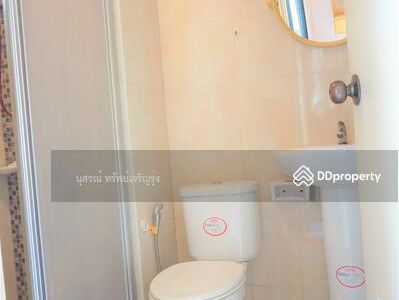 Champs Elysees Avenue, Nonthaburi, Thailand Champs Elysees Avenue, Nonthaburi, Thailand