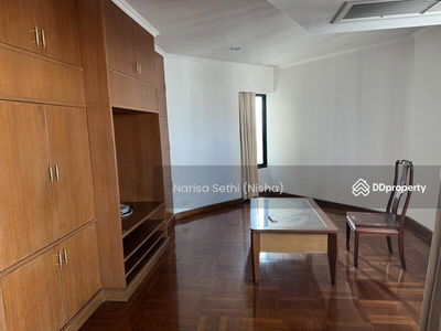 Sathorn Gardens, Bangkok, Thailand Sathorn Gardens, Bangkok, Thailand