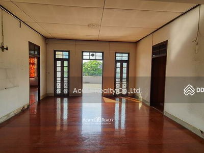 House Soi Aree, Bangkok, Thailand House Soi Aree, Bangkok, Thailand