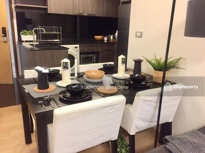 Via 49, Bangkok, Thailand Via 49, Bangkok, Thailand