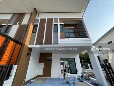 Baanfah Townee Pinklao-Sai 5, Nakhon Pathom, Thailand Baanfah Townee Pinklao-Sai 5, Nakhon Pathom, Thailand