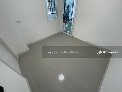 Baanfah Townee Pinklao-Sai 5, Nakhon Pathom, Thailand Baanfah Townee Pinklao-Sai 5, Nakhon Pathom, Thailand