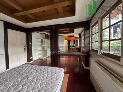 Single house for rent in Soi Ekkamai. (SPSAM871), Bangkok, Thailand Single house for rent in Soi Ekkamai. (SPSAM871), Bangkok, Thailand