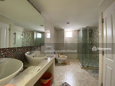 Baan Varatorn Ville Phattanakarn 44, Bangkok, Thailand Baan Varatorn Ville Phattanakarn 44, Bangkok, Thailand