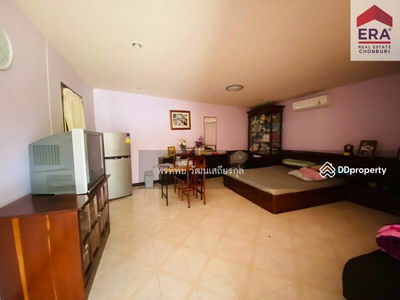 Single house, Bang Phra Subdistrict, Si Racha District, Chon Buri Province, Chon Buri, Thailand Single house, Bang Phra Subdistrict, Si Racha District, Chon Buri Province, Chon Buri, Thailand