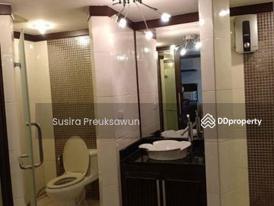 State Tower, Bangkok, Thailand State Tower, Bangkok, Thailand