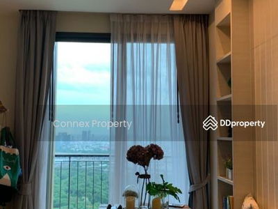 EQUINOX Paholyothin-Viphavadee, Bangkok, Thailand EQUINOX Paholyothin-Viphavadee, Bangkok, Thailand