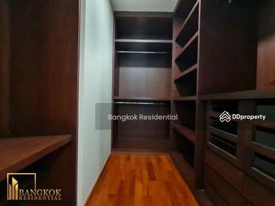 Piyathip Place, Bangkok, Thailand Piyathip Place, Bangkok, Thailand