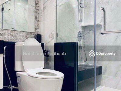 Supalai Premier Charoen Nakhon, Bangkok, Thailand Supalai Premier Charoen Nakhon, Bangkok, Thailand