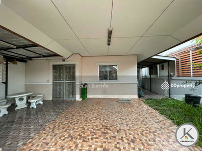 One-story semi-detached house, Sukruthai Village, location Kao Kilo - Khao Nam Sap, Chon Buri., Thailand One-story semi-detached house, Sukruthai Village, location Kao Kilo - Khao Nam Sap, Chon Buri., Thailand