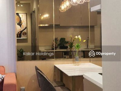 Life Sukhumvit 62, Bangkok, Thailand Life Sukhumvit 62, Bangkok, Thailand