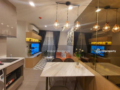 Life Sukhumvit 62, Bangkok, Thailand Life Sukhumvit 62, Bangkok, Thailand