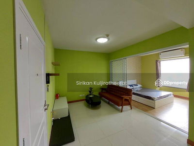 Fuse Mobius Ramkhamhaeng Klongton, Bangkok, Thailand Fuse Mobius Ramkhamhaeng Klongton, Bangkok, Thailand