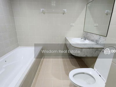 Bangna Complex Residential, Bangkok, Thailand Bangna Complex Residential, Bangkok, Thailand