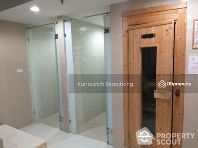 15 Sukhumvit Residences, Bangkok, Thailand 15 Sukhumvit Residences, Bangkok, Thailand