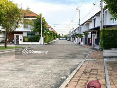 Aura Lite Ramkhamhaeng 94, Bangkok, Thailand Aura Lite Ramkhamhaeng 94, Bangkok, Thailand