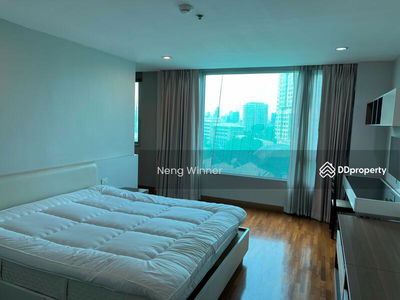 Queen's Park View, Bangkok, Thailand Queen's Park View, Bangkok, Thailand