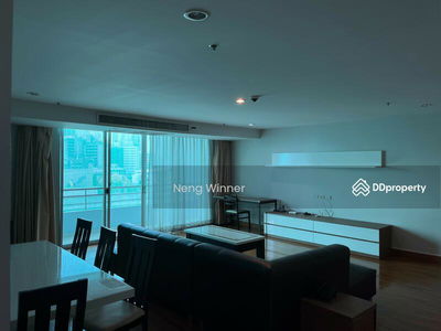 Queen's Park View, Bangkok, Thailand Queen's Park View, Bangkok, Thailand