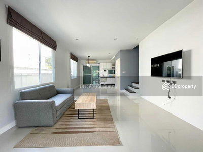 Town Avenue Rama 9, Bangkok, Thailand Town Avenue Rama 9, Bangkok, Thailand