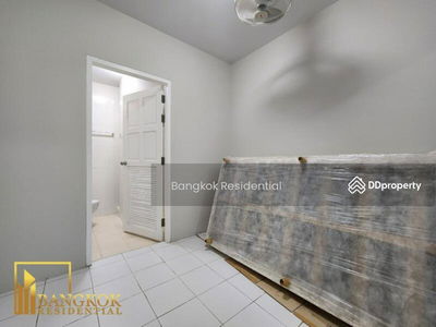 3 Bedroom Apartment in Phloen Chit, Bangkok, Thailand 3 Bedroom Apartment in Phloen Chit, Bangkok, Thailand