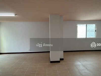 Maneeya Ville, Bangkok, Thailand Maneeya Ville, Bangkok, Thailand