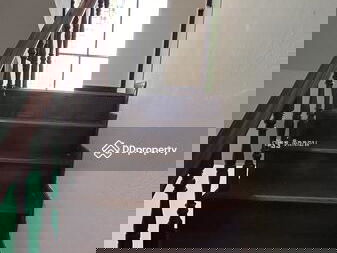 Maneeya Ville, Bangkok, Thailand Maneeya Ville, Bangkok, Thailand