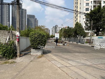 Maneeya Ville, Bangkok, Thailand Maneeya Ville, Bangkok, Thailand