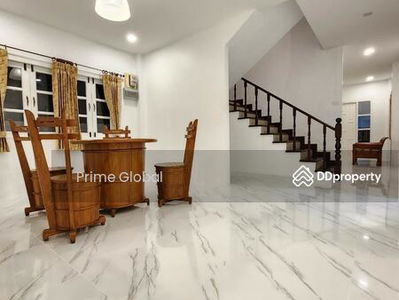 Phuket City home, Phuket, Thailand Phuket City home, Phuket, Thailand