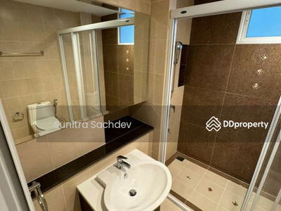 Baan Klang Muang Sathorn - Taksin2, Bangkok, Thailand Baan Klang Muang Sathorn - Taksin2, Bangkok, Thailand