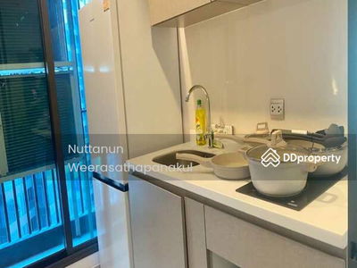 Life Asoke-Rama 9, Bangkok, Thailand Life Asoke-Rama 9, Bangkok, Thailand