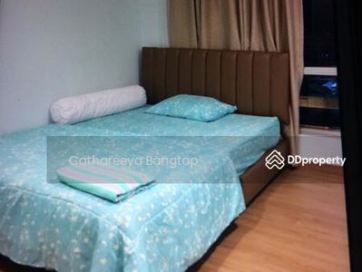 Thru Thonglor, Bangkok, Thailand Thru Thonglor, Bangkok, Thailand