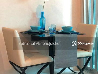 Life Ratchadapisek, Bangkok, Thailand Life Ratchadapisek, Bangkok, Thailand