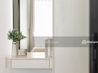 Life Sathorn Sierra, Bangkok, Thailand Life Sathorn Sierra, Bangkok, Thailand