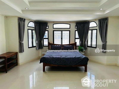 Moo Baan Chicha Castle, Bangkok, Thailand Moo Baan Chicha Castle, Bangkok, Thailand