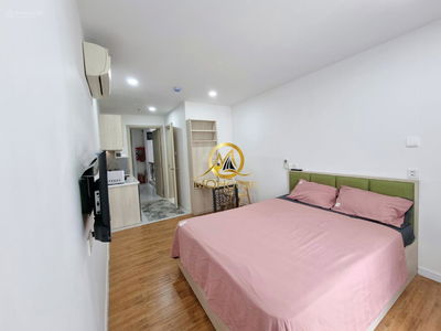 Le Van Sy Street, Vietnam Le Van Sy Street, Vietnam