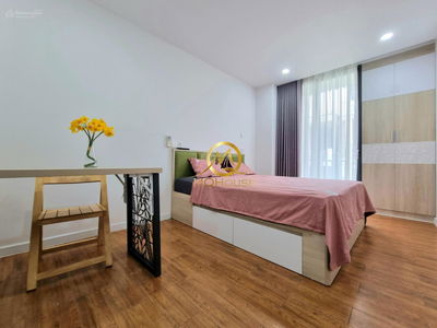 Le Van Sy Street, Vietnam  Le Van Sy Street, Vietnam