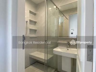 House in Compound, Samut Prakan, Thailand House in Compound, Samut Prakan, Thailand