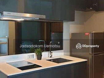 Altitude Define, Bangkok, Thailand Altitude Define, Bangkok, Thailand