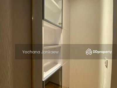 Park Origin Phrom Phong, Bangkok, Thailand Park Origin Phrom Phong, Bangkok, Thailand