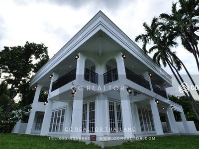 Panya Village Pattanakarn, Bangkok, Thailand Panya Village Pattanakarn, Bangkok, Thailand